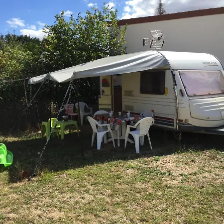 Ideale Famille, Y Est !