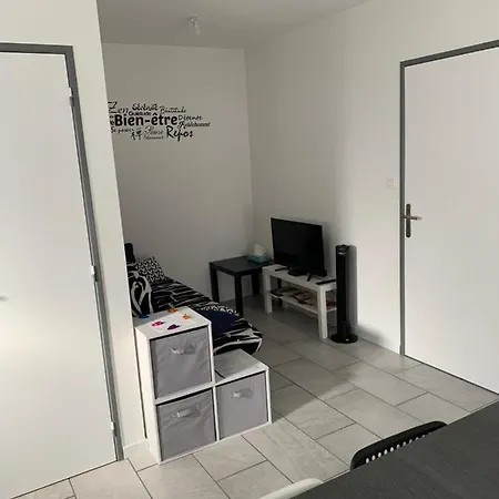 Ideale Famille, Y Est ! Holiday home Dompierre-sur-Besbre